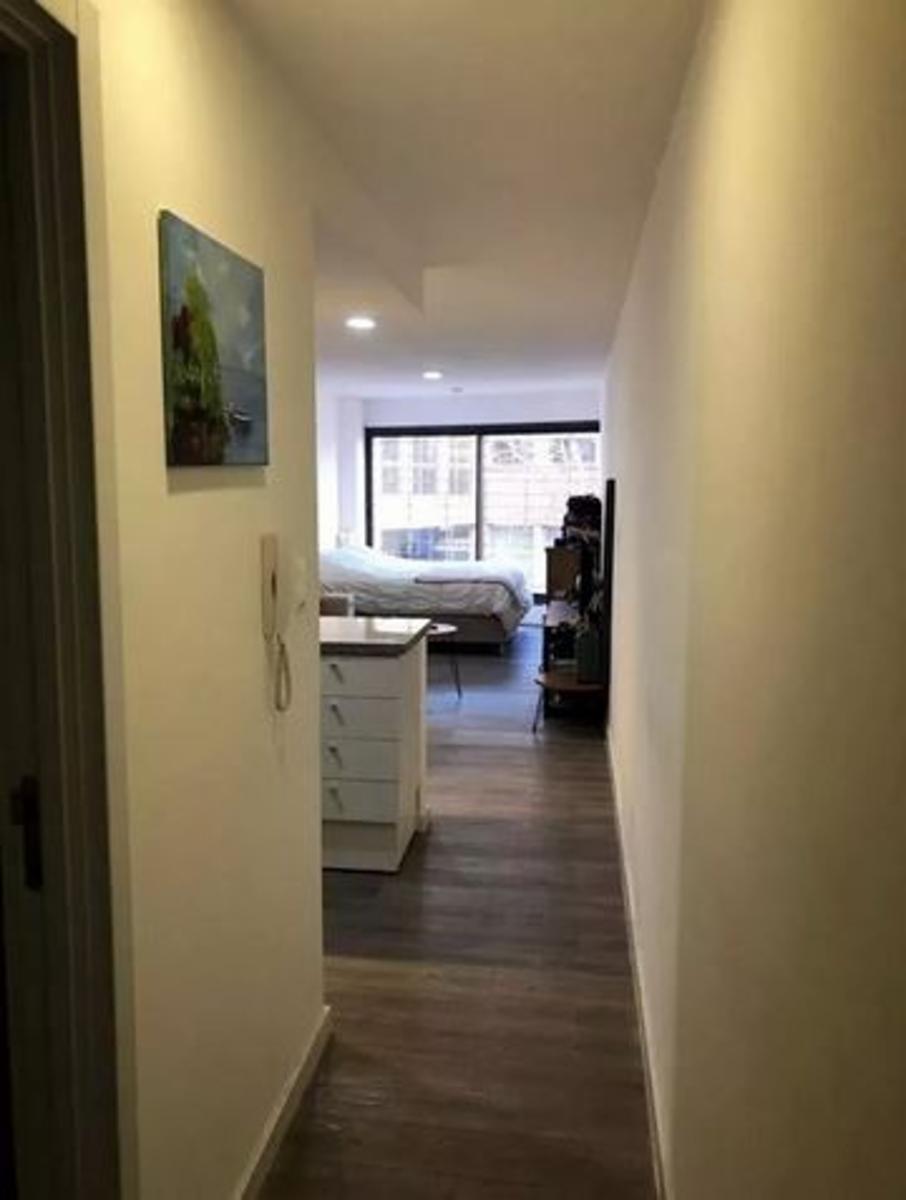 Hermoso Monoambiente en Venta zona Parque Rodo Montevideo - 5
