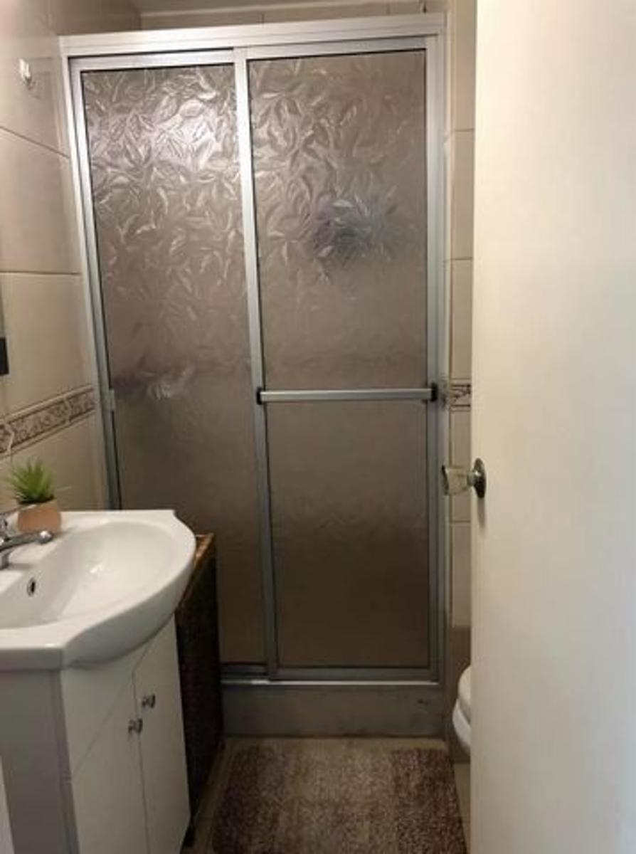 Apartamento al frente con balcón en Venta Punta del Este - 10