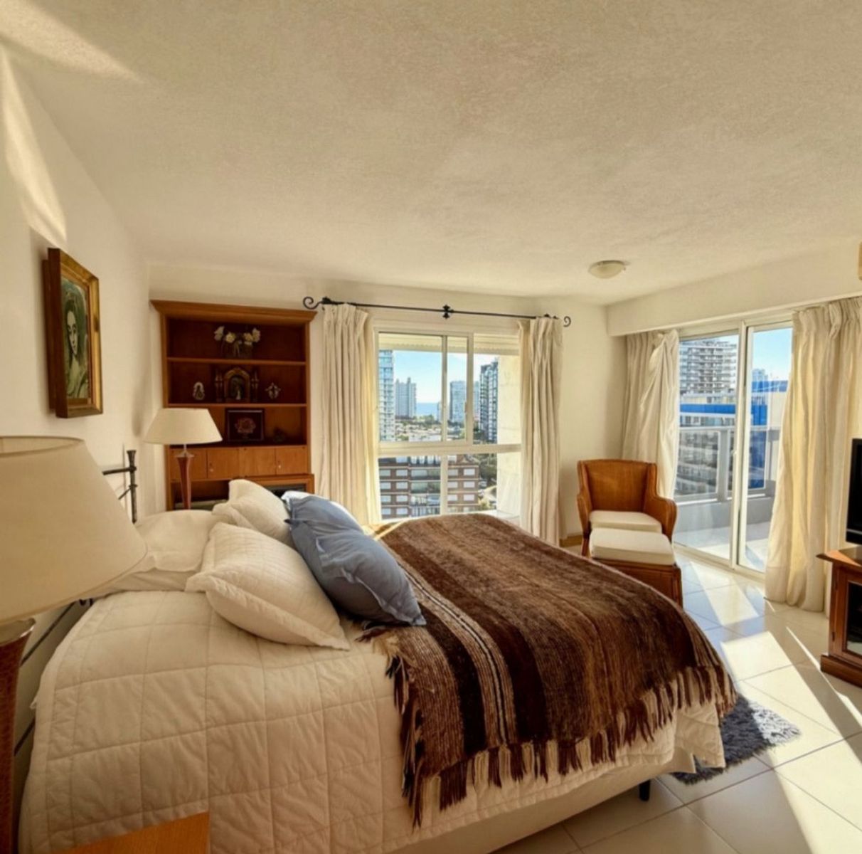 Venta de Penthouse duplex con parrillero exclusivo en Playa Brava de Punta del Este - 2
