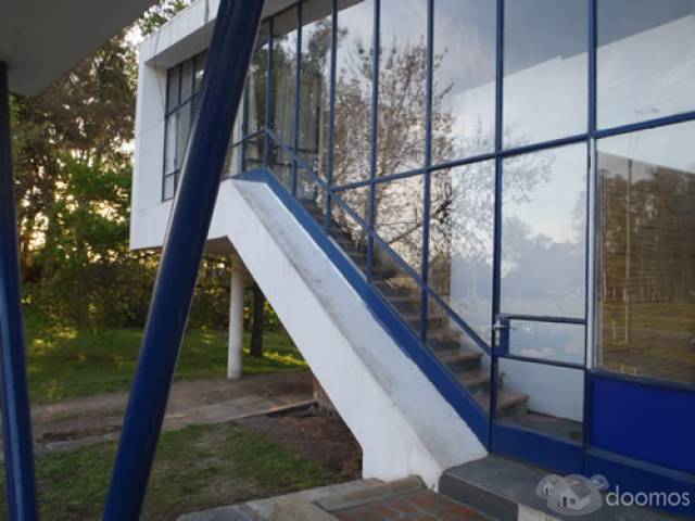 Alquilo casa en Colonia - 1