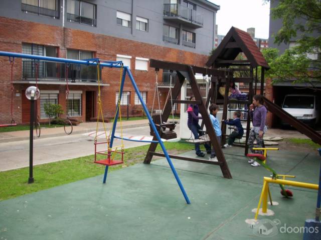 VENDO Apto. 2 Dorm Y Garage - Vacio - Excelente! - 2