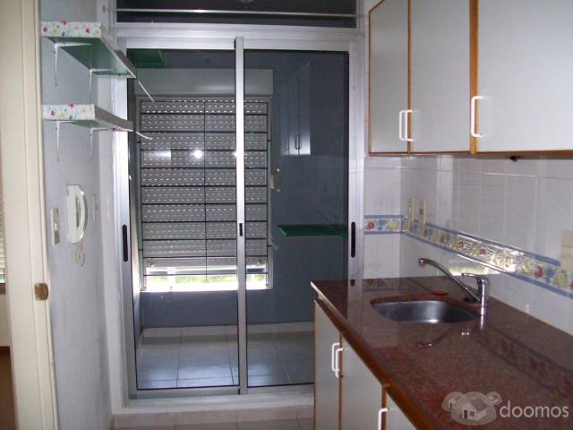 VENDO Apto. 2 Dorm Y Garage - Vacio - Excelente! - 4