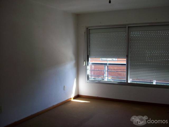 VENDO Apto. 2 Dorm Y Garage - Vacio - Excelente! - 5