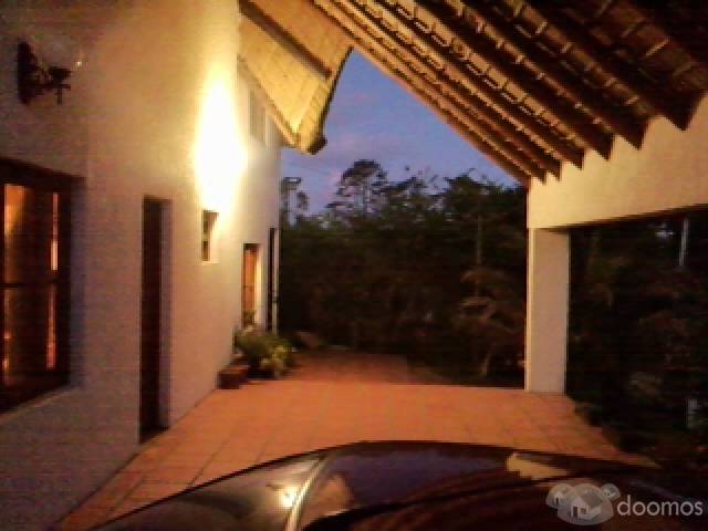 Casa En 2 Plantas, 210 Mts Construidos,4dor, 2 Baños - 2