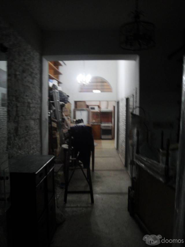 120 m2 en 3 niveles- algo diferente - en ciudad vieja - admite el uso que su imaginación le quiera dar... - 2