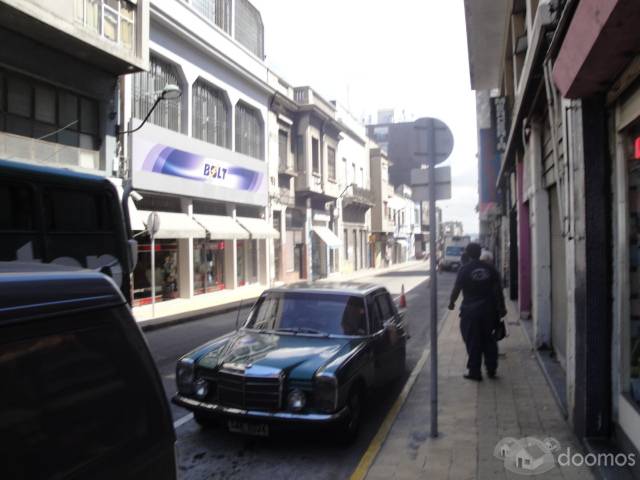 120 m2 en 3 niveles- algo diferente - en ciudad vieja - admite el uso que su imaginación le quiera dar... - 3