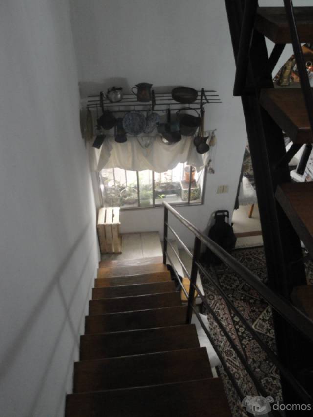 120 m2 en 3 niveles- algo diferente - en ciudad vieja - admite el uso que su imaginación le quiera dar... - 9
