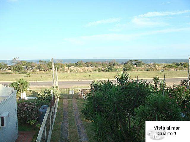 INVERSIÓN - DUEÑO Vende Hermosa Propiedad Frente al Mar, Parque Carrasco, a pasos de Montevideo y sobre Rambla - 6