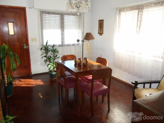 vendo tipo chalet de tejas con apto al fondo impecable - 4