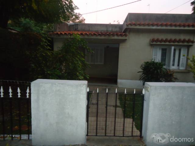 dueño vende 2 casas C/ terrenos en un mismo padron - 6