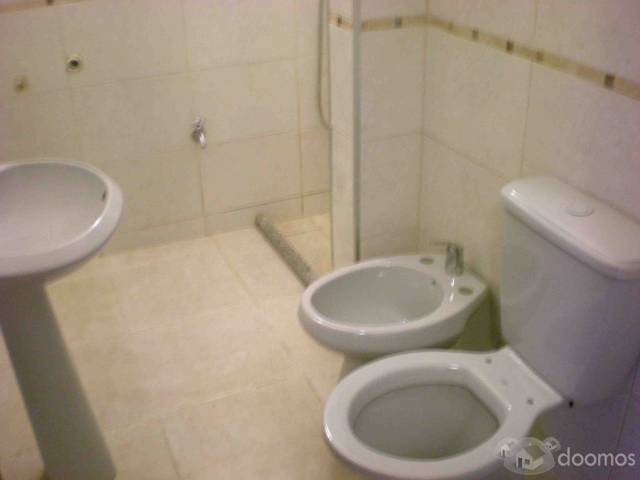 SE VENDE en POCITOS - Apto 1 dorm totalmente reciclado - 125.000 dolares - 8