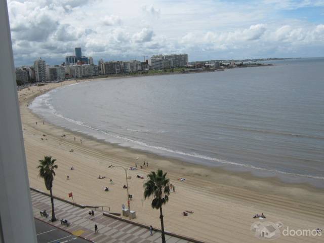 Excelente Monoambiente 25 mts, Frente al Mar, Excelente ubicación y Excelente Vista - 1