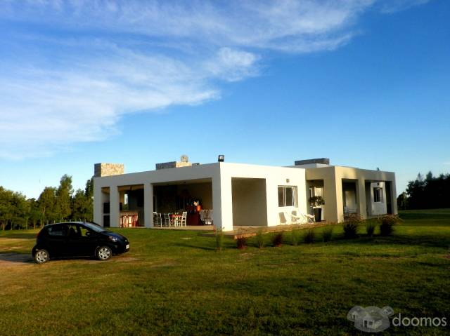 Sacra Propiedades ( Chacras - Terrenos - Casas - Apartamentos) - 1