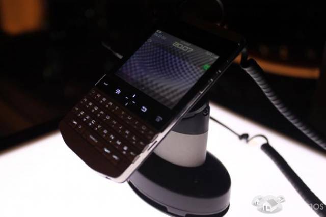 En-Venta:BlackBerry Porsche Design P'9981,Apple iPad3 Wi-Fi +4G 32GB,Apple iPhone 4S 64GB - 2