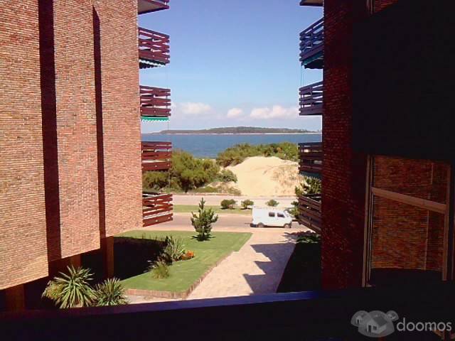 COQUETO APTO DE 1 DORM. CON VISTA AL MAR! - 1