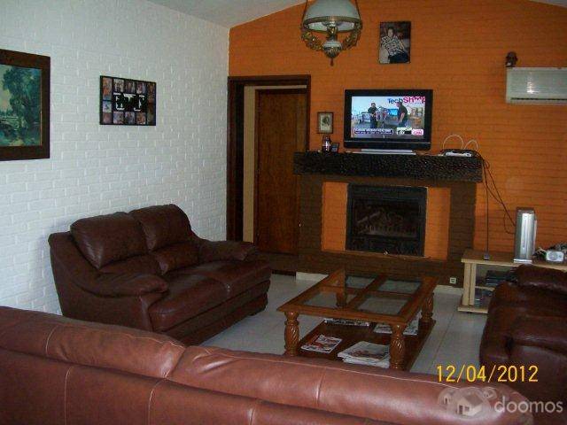 MUY BUENA CASA EN BUEN ENTORNO! - 1