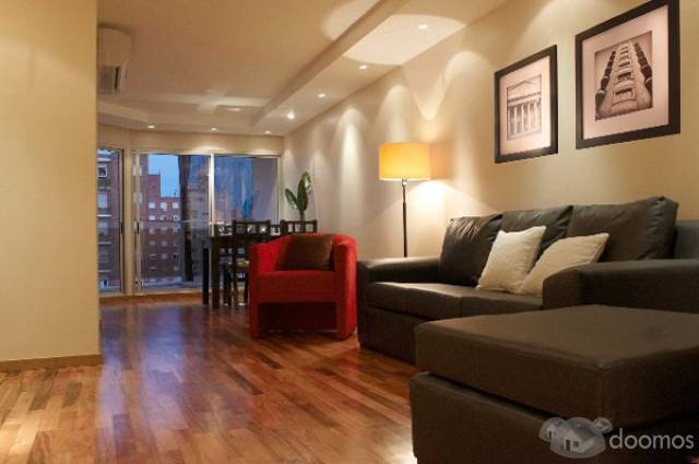 Elegante y Moderno Apartamento en Alquiler Temporario - 2