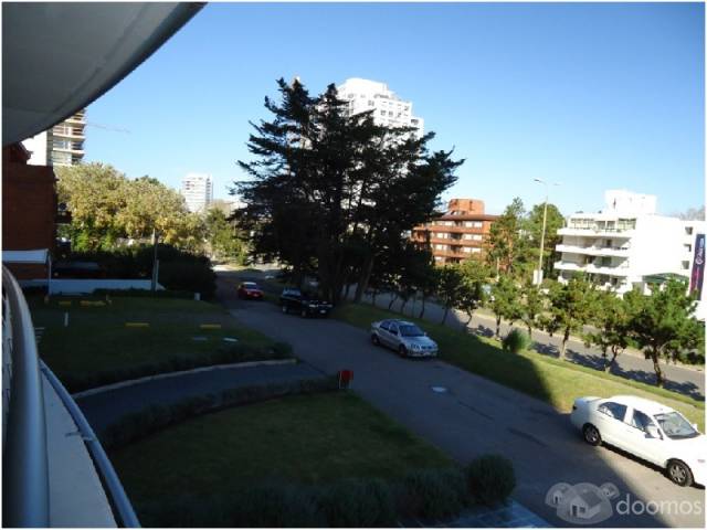 Moderno apartamento en Punta del Este - 2
