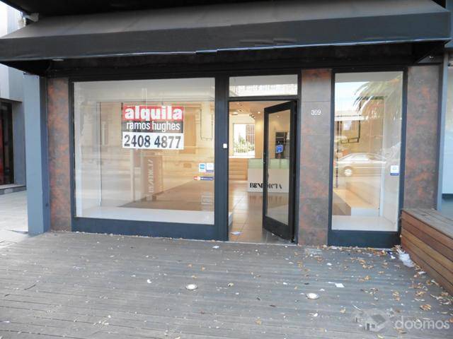 ALQUILER LOCAL COMERCIAL FRENTE A SHOPPING DE PUNTA CARRETAS - 5