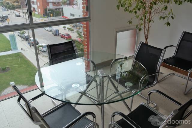 AlQUILER OFICINA PREMIUM EN PUNTA DEL ESTE, CALLE 20 Y GORLERO - 10