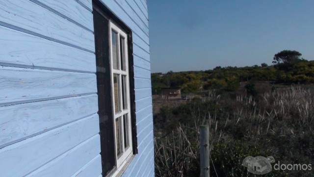 VENDO CASA MADERA EN BALNEARIO PUNTA RUBIA - 5
