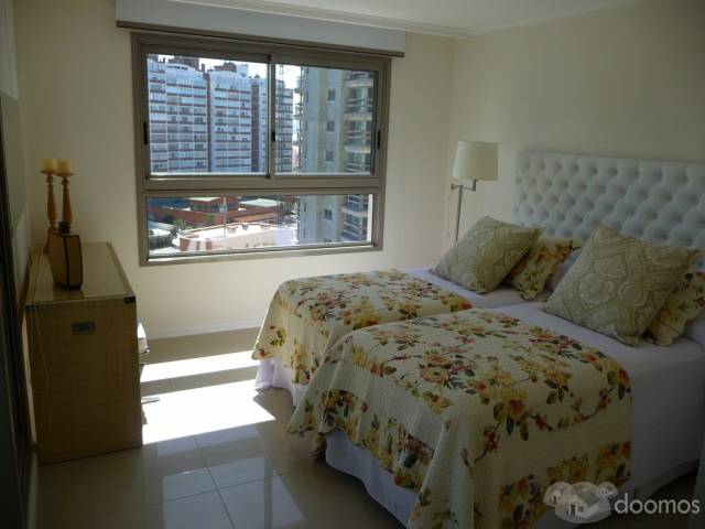 Vendo Apartamento en Playa Brava, espectacular -- Punta Del Este - 5