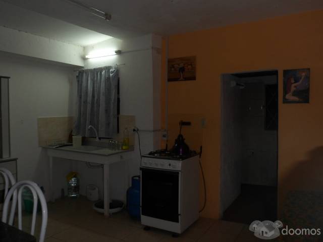 Apartamento para 3 personas con terreno para agregar carpas. - 2