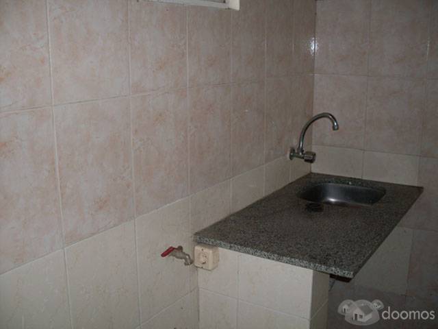 Excelente casa de 3 dormitorios, jardín y patio amplio. - 8