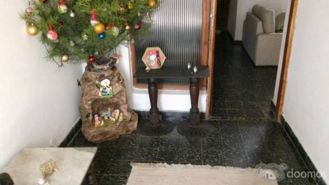 Vendo amplia y cómoda propiedad - 8