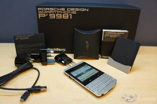 Sale:Apple IPhone 5 64GB, BlackBerry P'9981 Porsche Design,Samsung Galaxy S III - 1