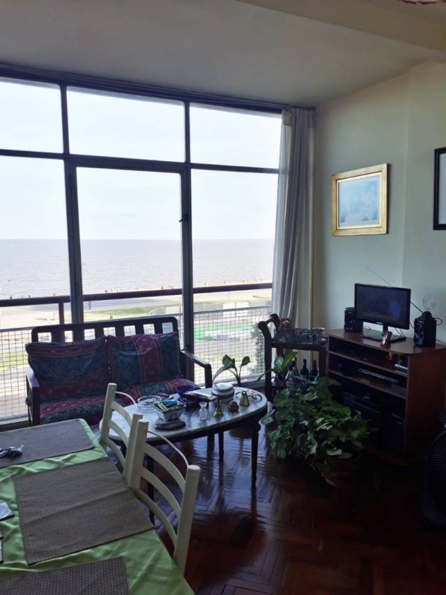 Oportunidad Apartamento En Excelente Estado Frente Al Mar - 3