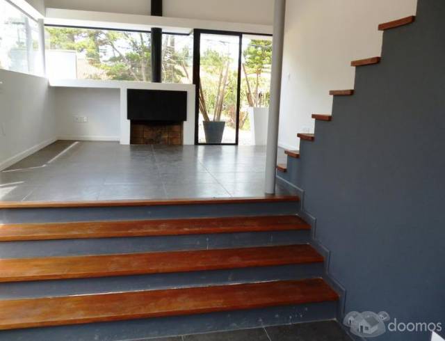 Casa a estrenar, en zona tranquila y arbolada - 3