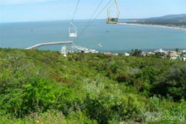 SE LIQUIDA ULTIMO PRECIO EXCELENTE TERRENO CON VISTA A LA BAHIA DE PIRIAPOLIS - 4