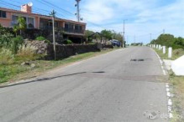 SE LIQUIDA ULTIMO PRECIO EXCELENTE TERRENO CON VISTA A LA BAHIA DE PIRIAPOLIS - 5