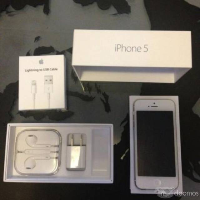 Sales Promo Samsung Galaxy S3, Apple Iphone 5 64GB ,Blackberry z10,Blackberry Q10 - 2