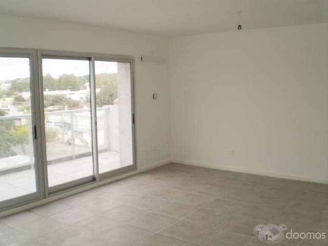 ALQUILER Y VENTA DE APARTAMENTOS A ESTRENAR FRENTE AL RÍO - 2