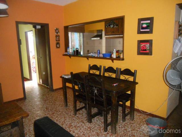 EXCELENTE CASA CON APTO EN UN MISMO PADRON - 3