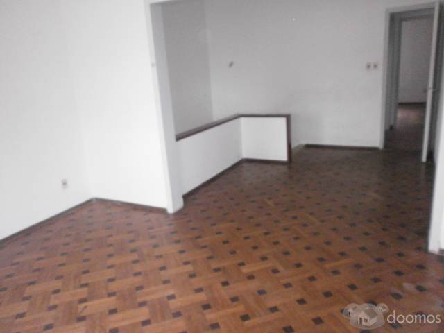 Gran Oportunidad casa en Atahualpa con 6 cocheras - 4