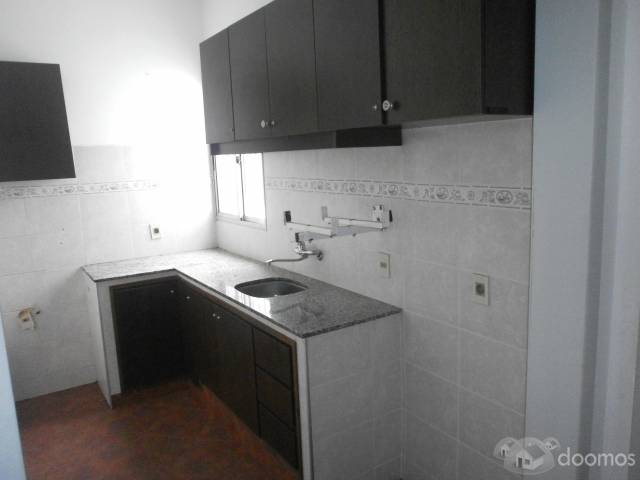 Gran Oportunidad casa en Atahualpa con 6 cocheras - 8