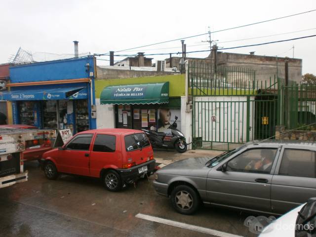 Para Inversionistas !! Buen punto comercial - 15