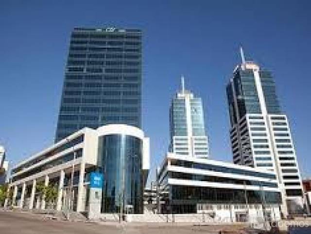 COCHERAS WORLD TRADE CENTER MONTEVIDEO - OPORTUNIDAD - 1