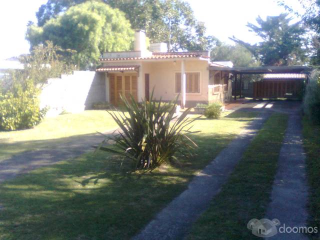 comoda amplia y con hermoso parque - 1