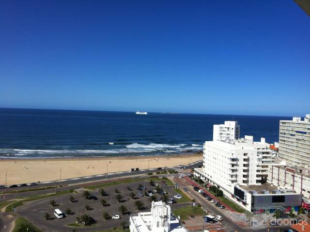 Apartamento en Punta del Este edificio El Torreón, piso alto - 5
