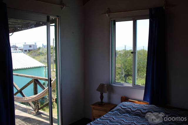 Jardines del Diablo, 3 casas material en precioso jardin. 600 mts2, en alto con vistas al mar y todo en regla... 180000 U$D - 7