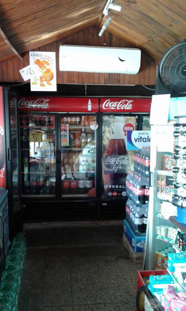OPORTUNIDAD DE LLAVE DE NEGOCIO en PUNTA DEL ESTE!!!!!!!!!!!!! - 6