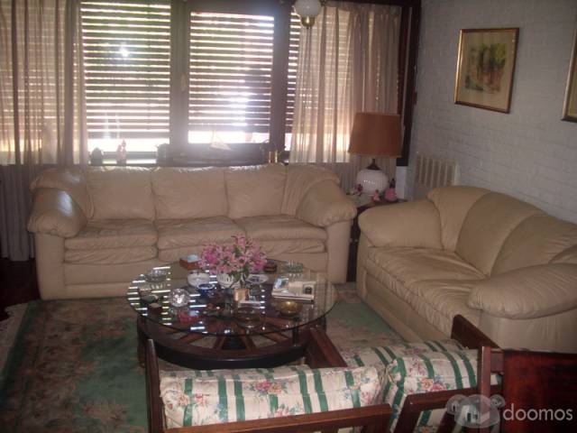 Excelente casa en zona Malvín- Montevideo - 2