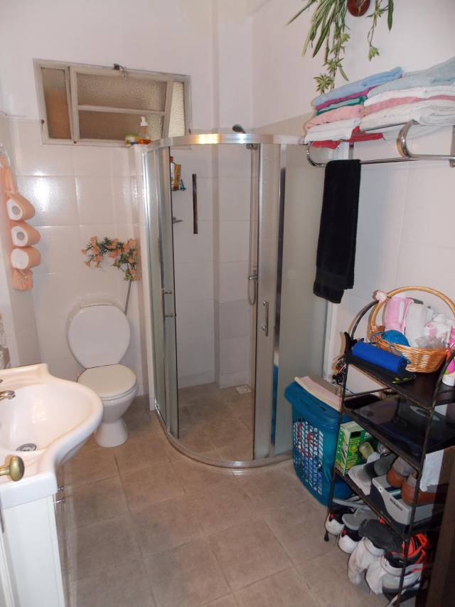 Apartamentos de 2 dormitorios en Venta - Av. 18 De Julio - 6