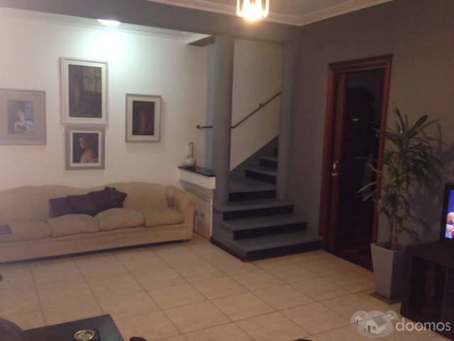 Excelente casa en gran esquina - 6