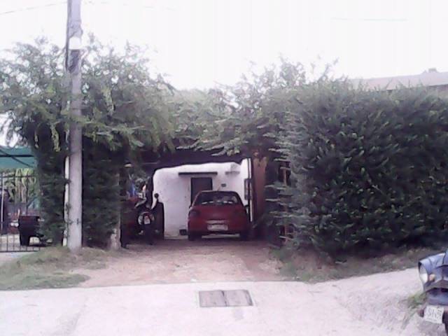 DUEÑA VENDE EN SAN CARLOS 3 CASAS Y GALPON - 2