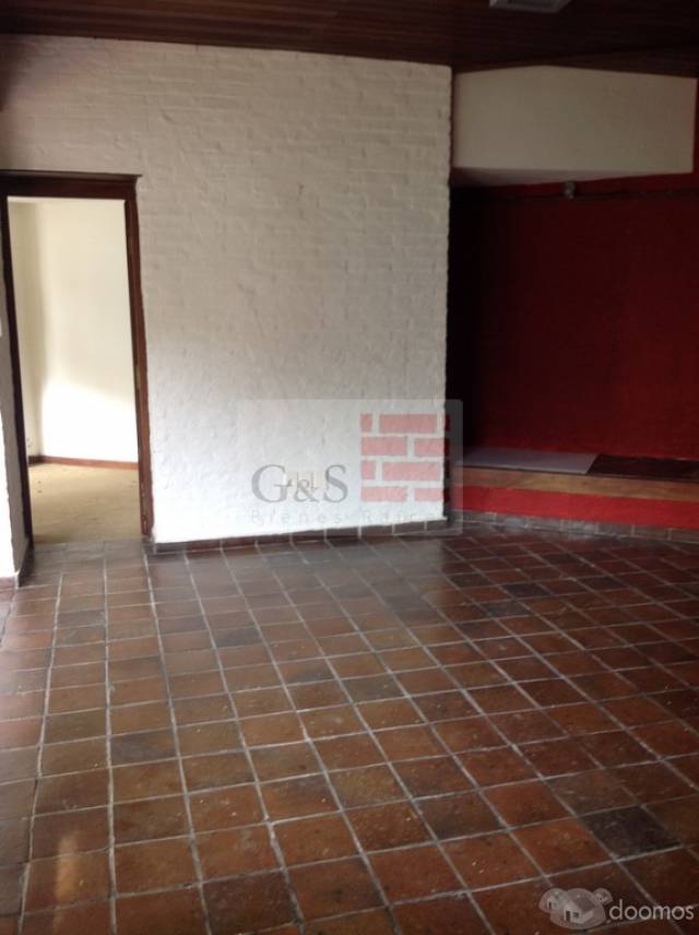 ALQUILER DE OFICINA/LOCAL COMERCIAL EN EL CENTRO DE CARRASCO - 4
